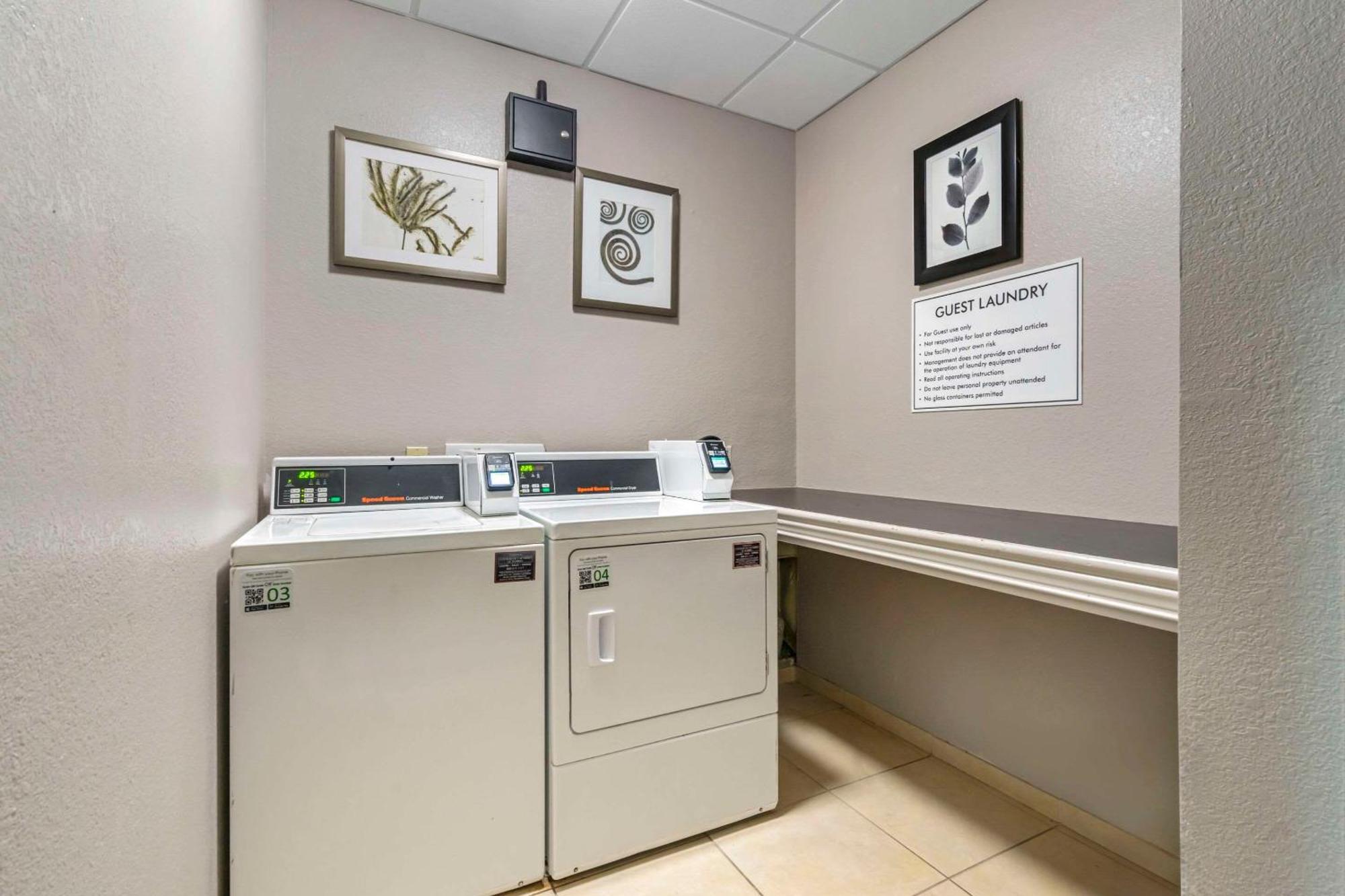 Country Inn & Suites By Radisson, Tampa Airport North, Fl ภายนอก รูปภาพ