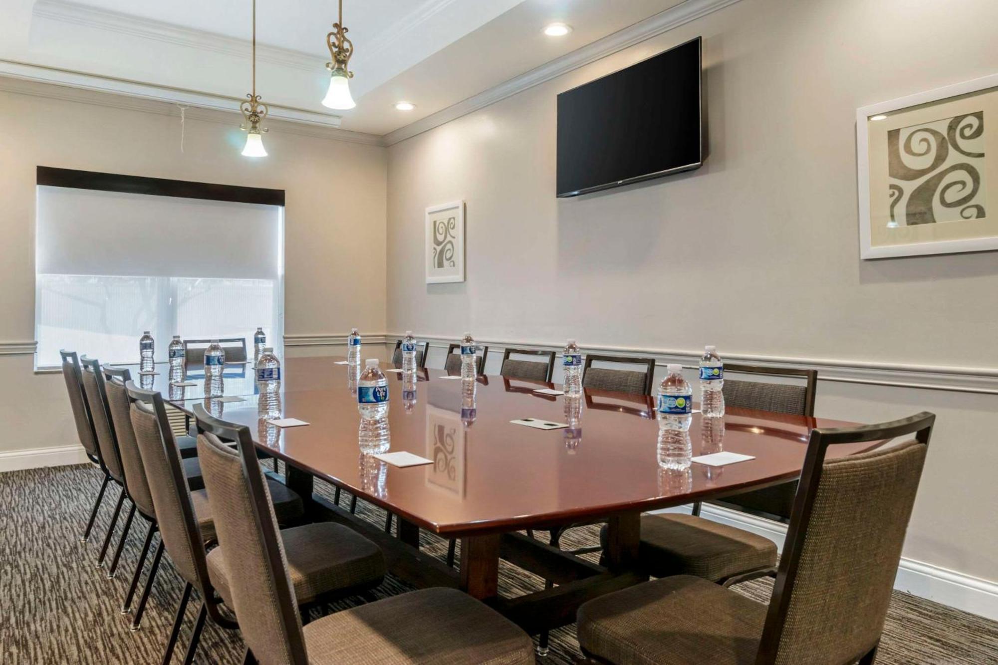 Country Inn & Suites By Radisson, Tampa Airport North, Fl ภายนอก รูปภาพ