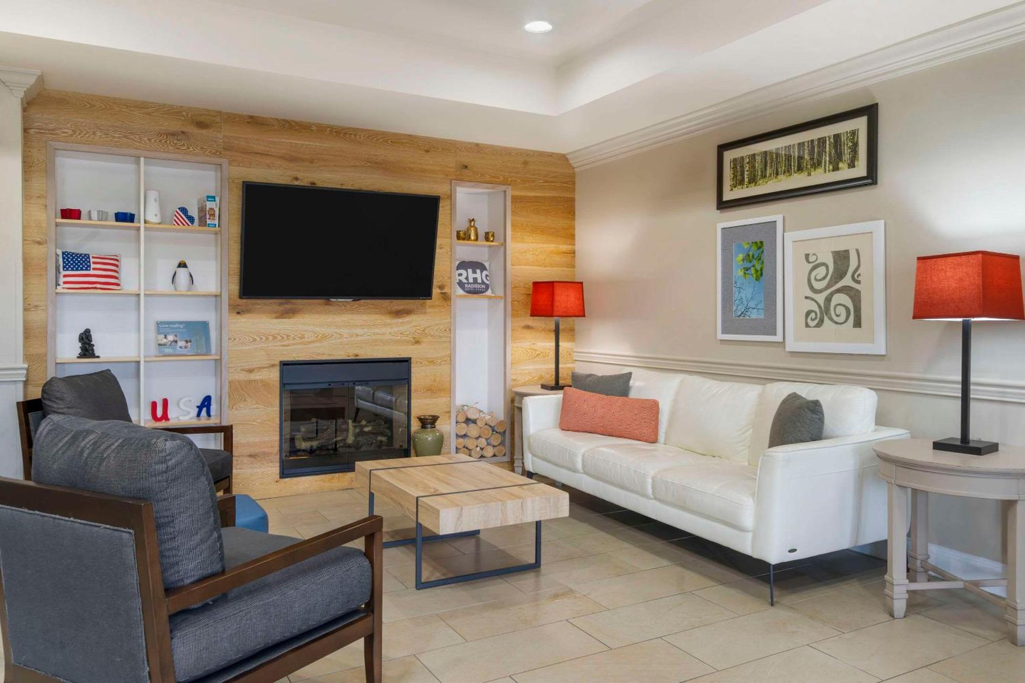 Country Inn & Suites By Radisson, Tampa Airport North, Fl ภายนอก รูปภาพ