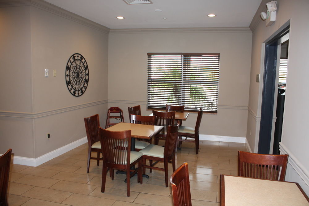 Country Inn & Suites By Radisson, Tampa Airport North, Fl ภายนอก รูปภาพ
